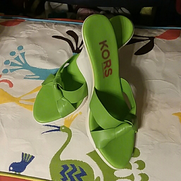 michael kors size 7.5 wedges - Picture 1 of 5